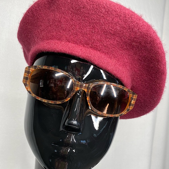 VINTAGE BURBERRY SUNGLASSES - Picture 5 of 5